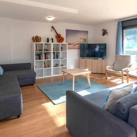 Laga Blue Surf Villa Ibarrangelu Eksteriør bilde